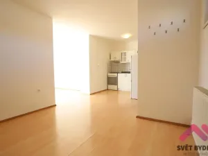 Pronájem bytu 2+kk, Praha - Krč, Humpolecká, 42 m2