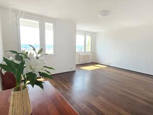 Pronájem bytu 3+kk, Praha - Kamýk, Cílkova, 72 m2