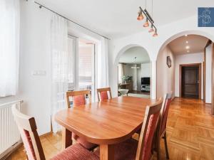 Prodej rodinného domu, Dubí, Dlouhá, 234 m2
