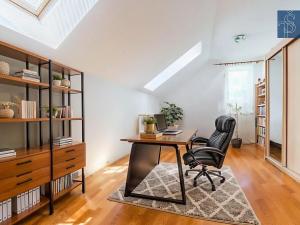 Prodej rodinného domu, Dubí, Dlouhá, 234 m2
