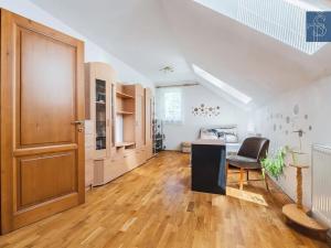 Prodej rodinného domu, Dubí, Dlouhá, 234 m2
