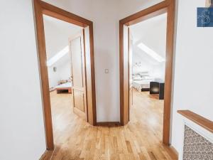 Prodej rodinného domu, Dubí, Dlouhá, 234 m2