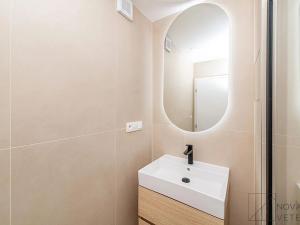 Prodej bytu 2+kk, Praha - Břevnov, Nad Kajetánkou, 41 m2