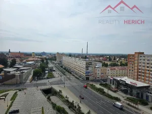 Pronájem bytu 1+kk, Chomutov, Žižkovo náměstí, 26 m2