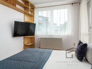 Pronájem bytu 3+kk, Praha - Černý Most, náměstí Plukovníka Vlčka, 86 m2
