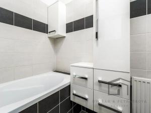 Pronájem bytu 3+kk, Praha - Černý Most, náměstí Plukovníka Vlčka, 86 m2