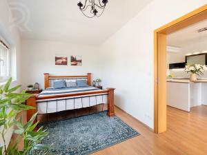 Prodej bytu 2+kk, Praha - Kamýk, Papírníkova, 70 m2