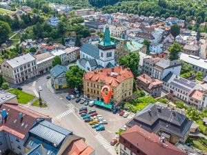 Pronájem komerční nemovitosti, Semily, Komenského náměstí, 692 m2