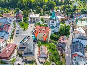 Pronájem komerční nemovitosti, Semily, Komenského náměstí, 692 m2