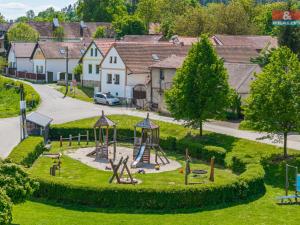 Pronájem pozemku pro bydlení, Milešov, 1000 m2