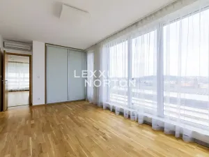 Pronájem bytu 4+kk, Praha - Vinohrady, Italská, 144 m2