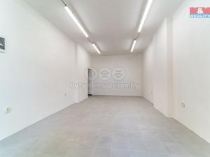 Pronájem obchodního prostoru, Mariánské Lázně, Hlavní třída, 76 m2