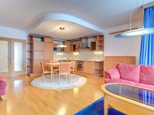 Pronájem bytu 3+kk, Praha - Kunratice, V Zeleném údolí, 100 m2