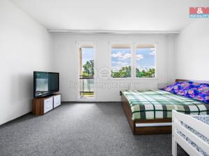 Prodej bytu 3+1, Spálené Poříčí, Zámecká, 83 m2