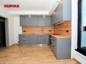 Pronájem bytu 3+kk, Plzeň, Na Roudné, 71 m2