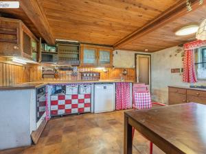 Prodej chaty, Liteň - Běleč, Pod Zastávkou, 80 m2