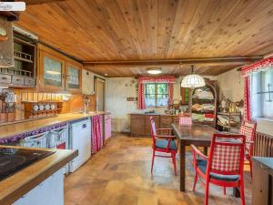 Prodej chaty, Liteň - Běleč, Pod Zastávkou, 80 m2