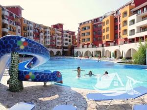 Prodej bytu 1+kk, Aheloy, Bulharsko, 38 m2