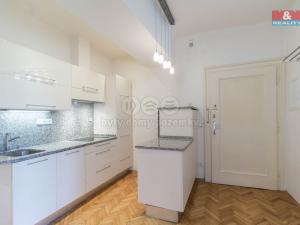 Pronájem bytu 2+kk, Praha, Kyjevská, 48 m2