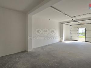 Pronájem skladu, Újezdec, 800 m2