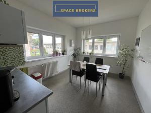Pronájem obchodního prostoru, Pardubice, 400 m2