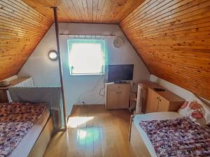 Prodej chaty, Hradčany, 24 m2