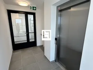 Pronájem bytu 2+kk, Olomouc, Bryksova, 53 m2