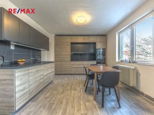 Prodej rodinného domu, Praha - Horní Počernice, Spojenců, 209 m2