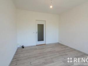 Pronájem bytu 2+1, Brno, Kárníkova, 65 m2