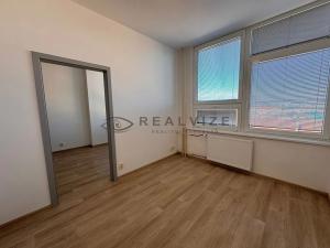 Pronájem bytu 2+kk, České Budějovice, Žižkova tř., 33 m2