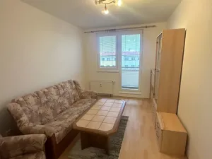 Pronájem bytu 1+1, Milovice, Topolová, 36 m2