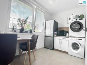 Prodej bytu 2+1, Kroměříž, Obvodová, 56 m2