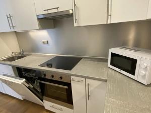 Pronájem bytu 2+kk, Praha - Smíchov, Na Celné, 55 m2