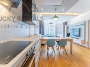 Pronájem bytu 2+kk, Praha - Modřany, Zlochova, 56 m2