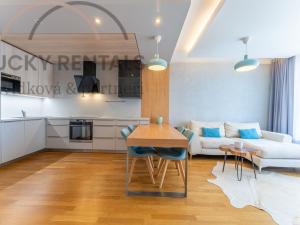 Pronájem bytu 2+kk, Praha - Modřany, Zlochova, 56 m2