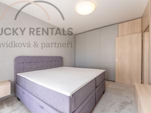Pronájem bytu 2+kk, Praha - Modřany, Zlochova, 56 m2