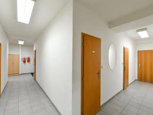 Pronájem kanceláře, Praha - Žižkov, Jeseniova, 79 m2