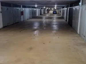 Pronájem garáže, Praha - Stodůlky, Kettnerova, 11 m2