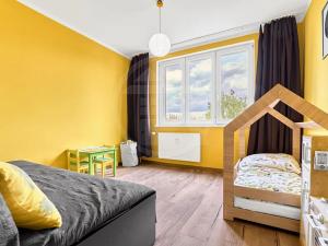 Prodej bytu 3+1, Karlovy Vary, Severní, 77 m2