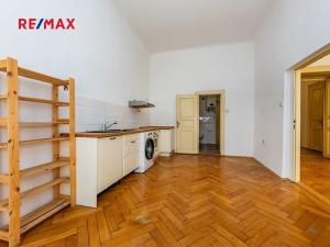 Prodej bytu 3+1, Praha - Vinohrady, Francouzská, 80 m2