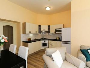 Pronájem bytu 3+kk, Praha - Vinohrady, Máchova, 83 m2