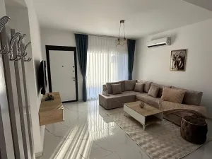 Pronájem bytu 2+kk, Trikomo, Kypr, 54 m2