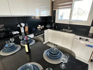Pronájem bytu 2+kk, Trikomo, Kypr, 54 m2