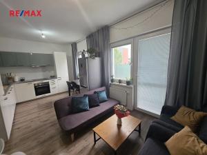 Pronájem bytu 2+kk, Hustopeče, Gen. Peřiny, 51 m2