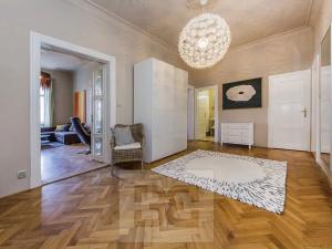 Pronájem bytu 4+1, Praha - Smíchov, 133 m2
