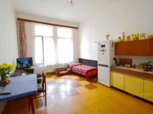 Prodej bytu 2+1, Praha - Malá Strana, Karmelitská, 86 m2
