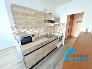 Pronájem bytu 2+1, Děčín, Oblouková, 64 m2