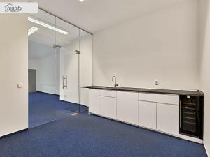 Pronájem kanceláře, Praha - Nové Město, Klimentská, 132 m2