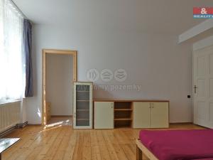 Pronájem bytu 4+1, Čáslav - Čáslav-Nové Město, Husova, 98 m2