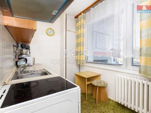 Prodej bytu 3+1, Seč, Sídl. 9. května, 54 m2
